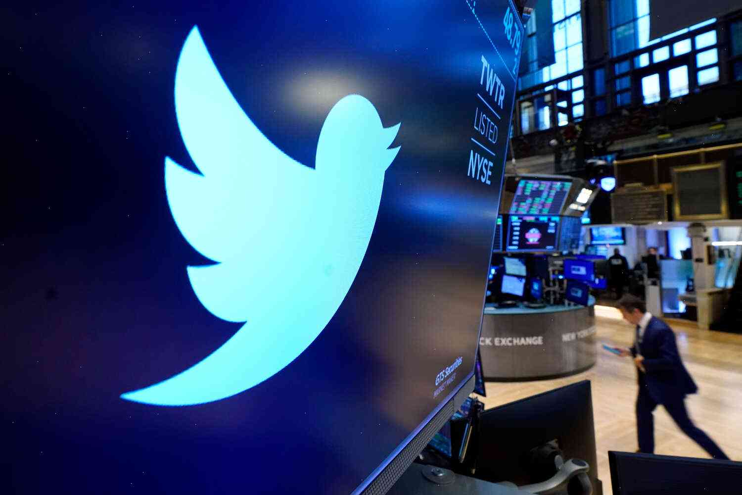 Rumours of mass exodus amid mass shake-up at Twitter